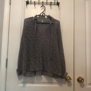 GIANNI BINI - Black/White Pleated Tie Neck Blouse